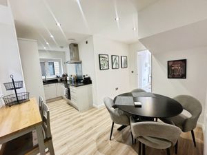 Dining Kitchen- click for photo gallery